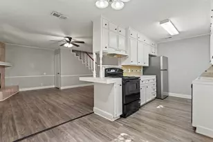 2228 Aberdeen Dr, Tyler, TX 75703 - Photo 5