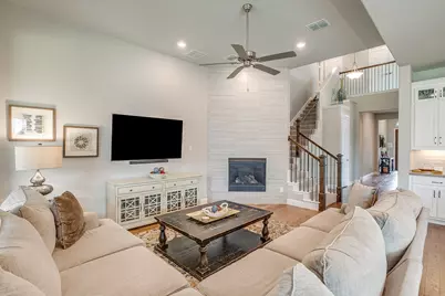 5482 Bradford Green Trail, Flower Mound, TX 75028 - Photo 11