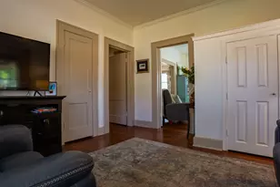 611 Grayson St, Nocona, TX 76255 - Photo 23