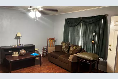 1018 E Woodin Boulevard, Dallas, TX 75216 - Photo 3