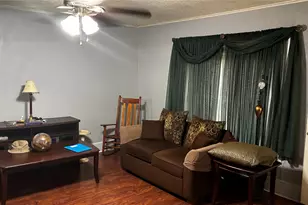 1018 E Woodin Blvd, Dallas, TX 75216 - Photo 3