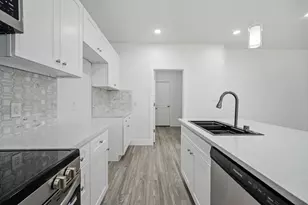 713 Exeter St, Fort Worth, TX 76104 - Photo 7