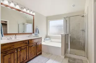 9236 Hunters Ct, White Settlement, TX 76108 - Photo 19