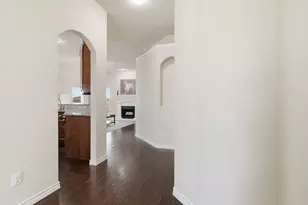 9236 Hunters Ct, White Settlement, TX 76108 - Photo 9