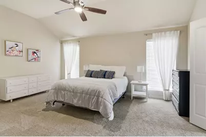 9236 Hunters Court, White Settlement, TX 76108 - Photo 17