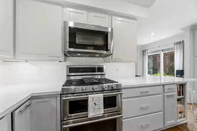 6110 Averill Way #A, Dallas, TX 75225 - Photo 19