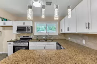 2108 Skylark Dr, Arlington, TX 76010 - Photo 15