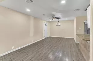 2108 Skylark Dr, Arlington, TX 76010 - Photo 15