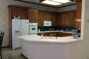 3613 Marianne Cir, Denton, TX 76209 - Photo 3