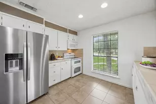 1804 Lakewood Dr, Weatherford, TX 76087 - Photo 9