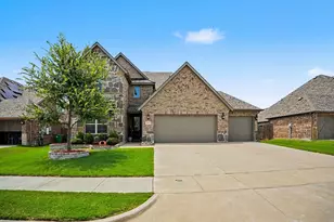 252 Lillian Ln, Waxahachie, TX 75165 - Photo 3