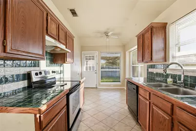 5418 Cypress Drive, Rowlett, TX 75089 - Photo 5
