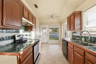 5418 Cypress Dr, Rowlett, TX 75089 - Photo 5