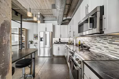 1122 Jackson Street #606, Dallas, TX 75202 - Photo 17