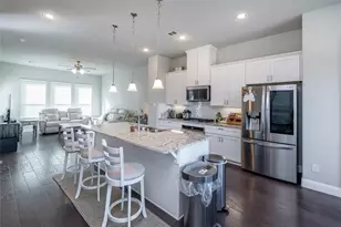 2421 Springhill Ave, Flower Mound, TX 75028 - Photo 9