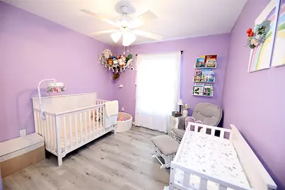 212 E Clay Street, Bowie, TX 76230 - Photo 7