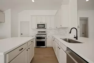 1128 Cotton Exchange Dr, Savannah, TX 76227 - Photo 7