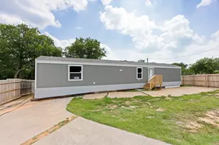 4200 Cortez Ct, Granbury, TX 76048 - Photo 5
