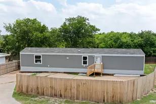 4200 Cortez Ct, Granbury, TX 76048 - Photo 3