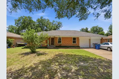 532 Lindenwood Drive, Lancaster, TX 75134 - Photo 3