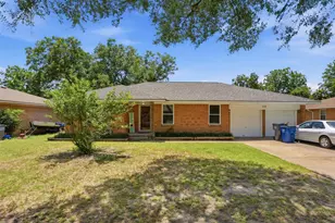 532 Lindenwood Dr, Lancaster, TX 75134 - Photo 3