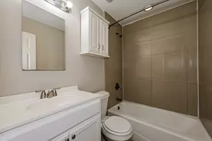 1217 Meadow Creek Dr, Lancaster, TX 75146 - Photo 15