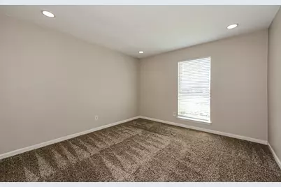 1217 Meadow Creek Drive, Lancaster, TX 75146 - Photo 11