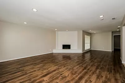 1217 Meadow Creek Drive, Lancaster, TX 75146 - Photo 5