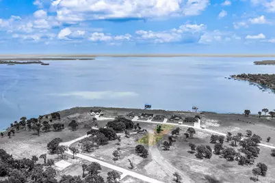 250 Caro, West Tawakoni, TX 75474 - Photo 3