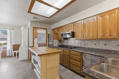 4625 Hillside Drive, North Richland Hills, TX 76180 - Photo 15