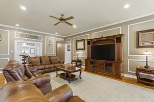 4625 Hillside Dr, North Richland Hills, TX 76180 - Photo 7