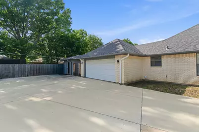 4625 Hillside Drive, North Richland Hills, TX 76180 - Photo 39