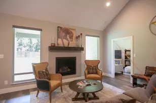 176 Lakeview Cir, Pilot Point, TX 76258 - Photo 11
