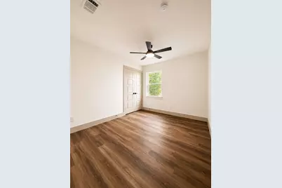 3909 Ambassador Way, Balch Springs, TX 75180 - Photo 9