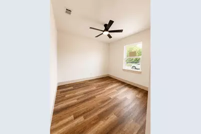 3909 Ambassador Way, Balch Springs, TX 75180 - Photo 7