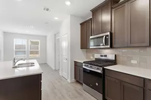 2825 Jasper Trl, Aubrey, TX 76227 - Photo 13