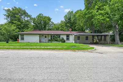 2833 Scruggs Park Drive, Richland Hills, TX 76118 - Photo 1