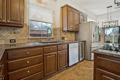 5705 Sandalwood Drive, McKinney, TX 75072 - Photo 7