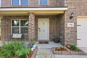 7700 Spritsail Ln, Fort Worth, TX 76179 - Photo 3