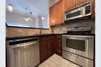 2201 Wolf Street #2205, Dallas, TX 75201 - Photo 13