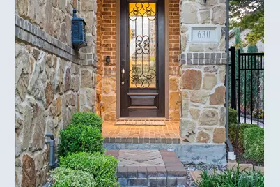 630 The Lakes Boulevard, Lewisville, TX 75056 - Photo 3