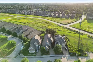 630 The Lakes Blvd, Lewisville, TX 75056 - Photo 7