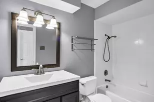 1125 Pleasant Valley Rd, Garland, TX 75040 - Photo 17