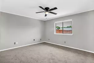 1125 Pleasant Valley Rd, Garland, TX 75040 - Photo 7