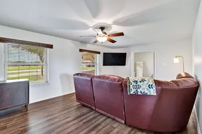711 Apple Lane, Midlothian, TX 76065 - Photo 3