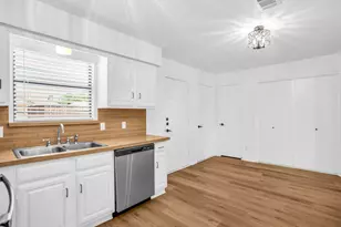 1751 Northview, Carrollton, TX 75007 - Photo 9