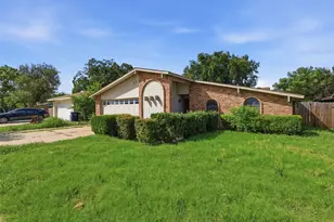 4205 Buckeye St, Fort Worth, TX 76137 - Photo 3