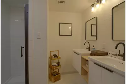9030 San Benito Way, Dallas, TX 75218 - Photo 15