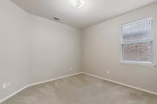 12913 Farmington Dr, Fort Worth, TX 76244 - Photo 19