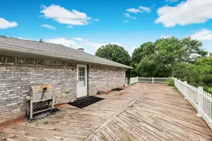 298 Butterfield Rd, Denison, TX 75021 - Photo 5